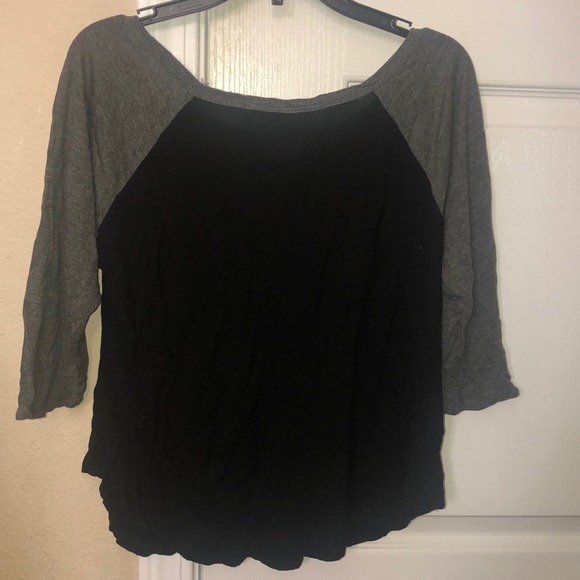 glittery tee - Picture 2 of 2